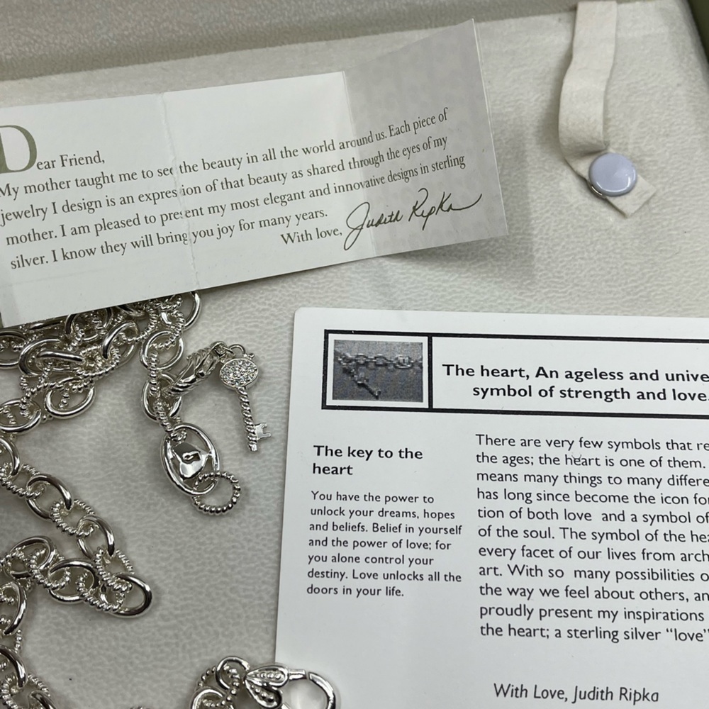 💎 Vintage Judith Ripka Sterling Silver Heart & Key Statement Necklace w/Box Cer - Picture 5 of 16